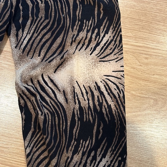 Women’s Animal Print Leggings - Picture 2 of 3